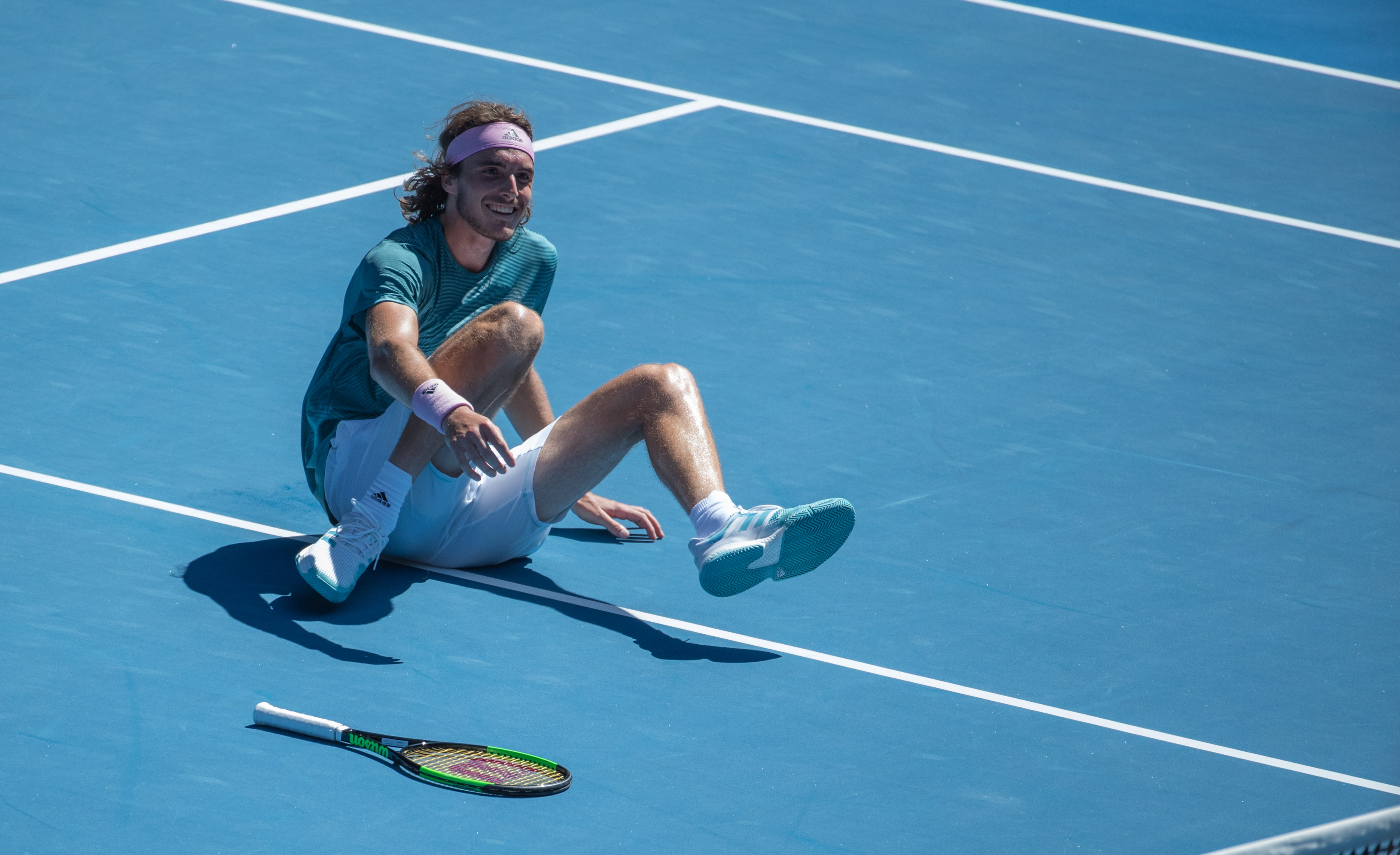 欧洲网球队鏖战澳大利亚网球队,西西帕斯绝境逆转 欧洲网球队鏖战澳大利亚网球队,西西帕斯绝境逆转