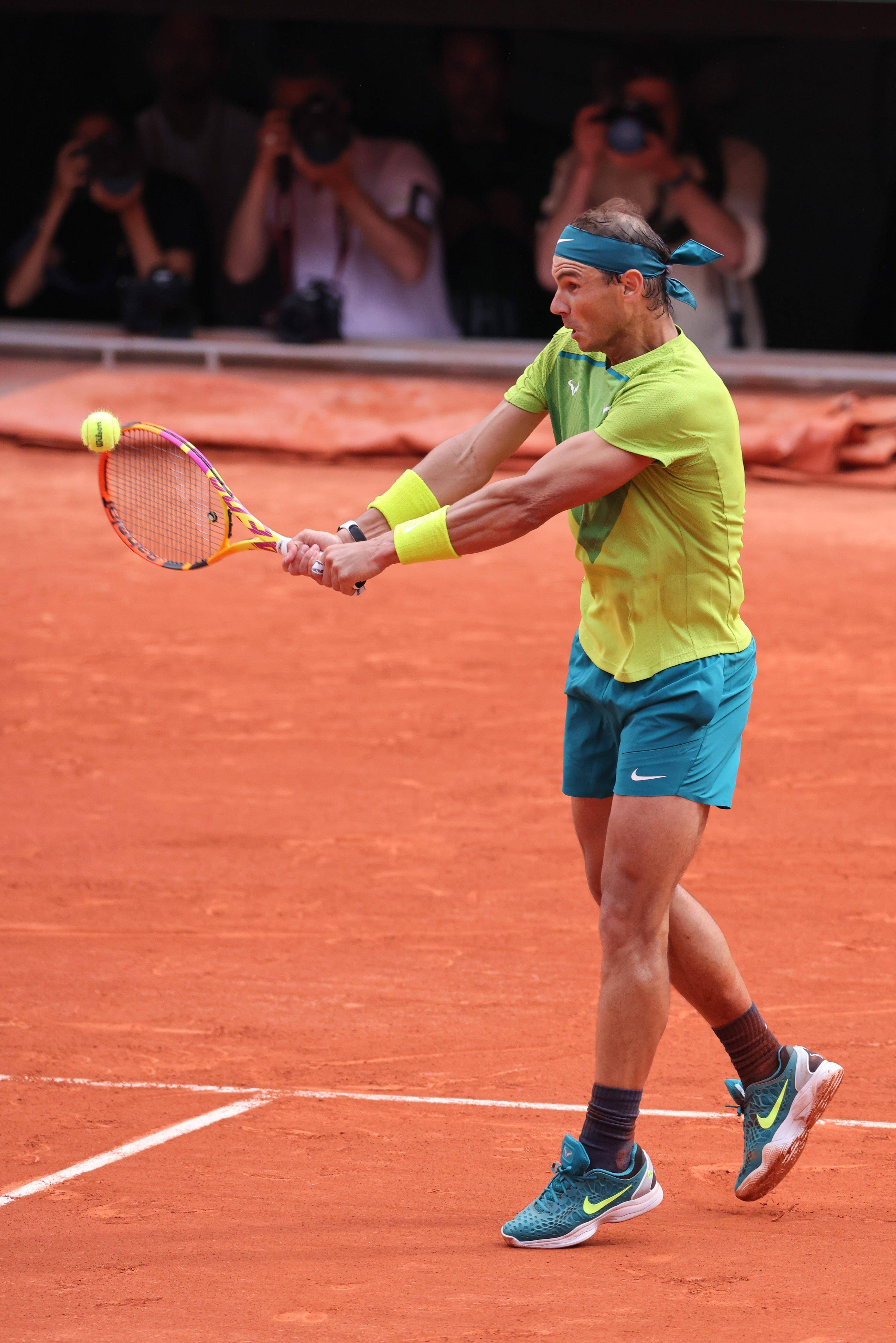 包含西班牙网球队逆转欧洲网球队，纳达尔一己之力扛起全队的词条