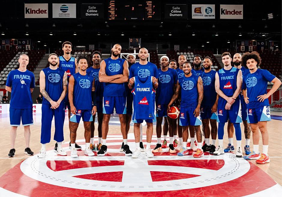 法国男篮完胜西班牙男篮，艾顿高光表现