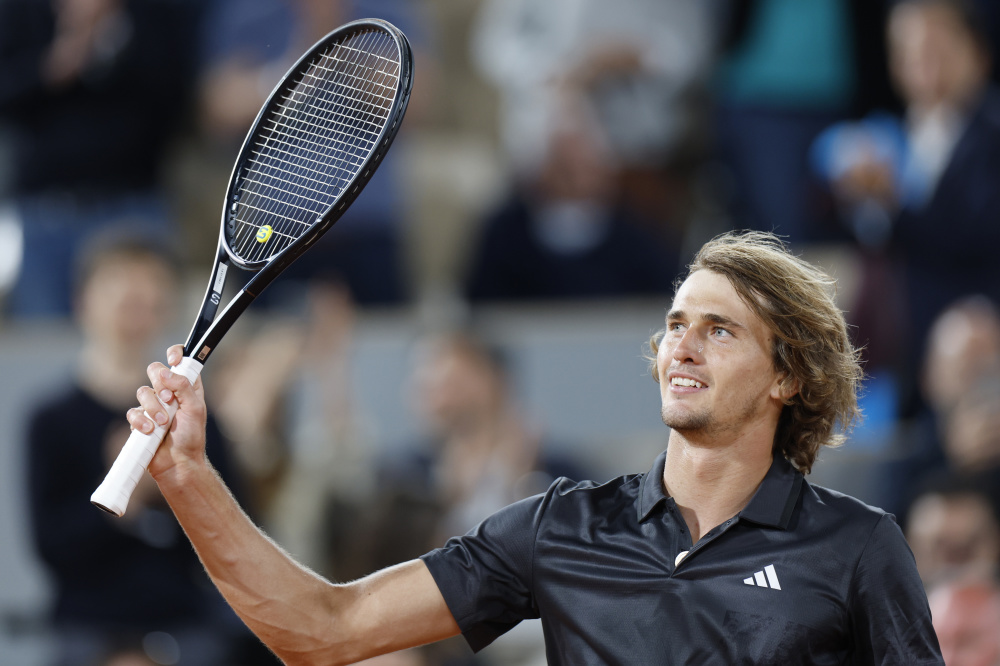 意大利网球队强势法国网球队，兹维列夫惊艳世界