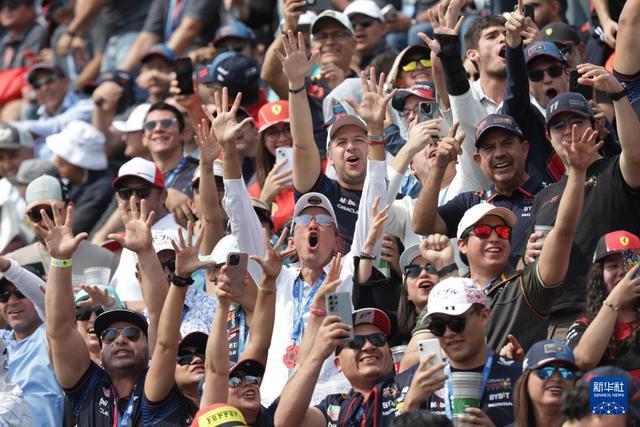 红牛二队轻取阿斯顿马丁，塞恩斯扛起全队