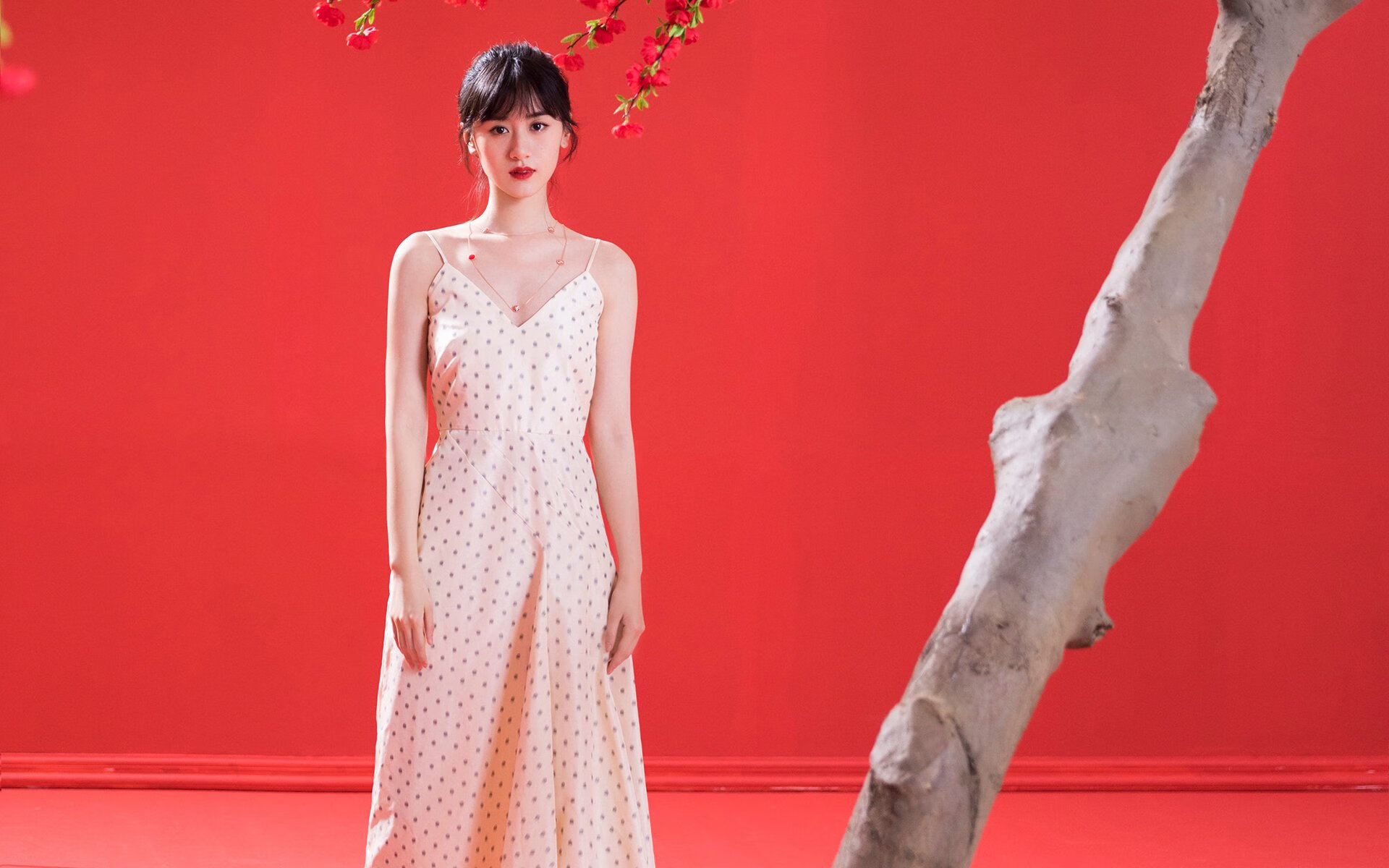 破晓前,秒针与剑光间的震撼救赎