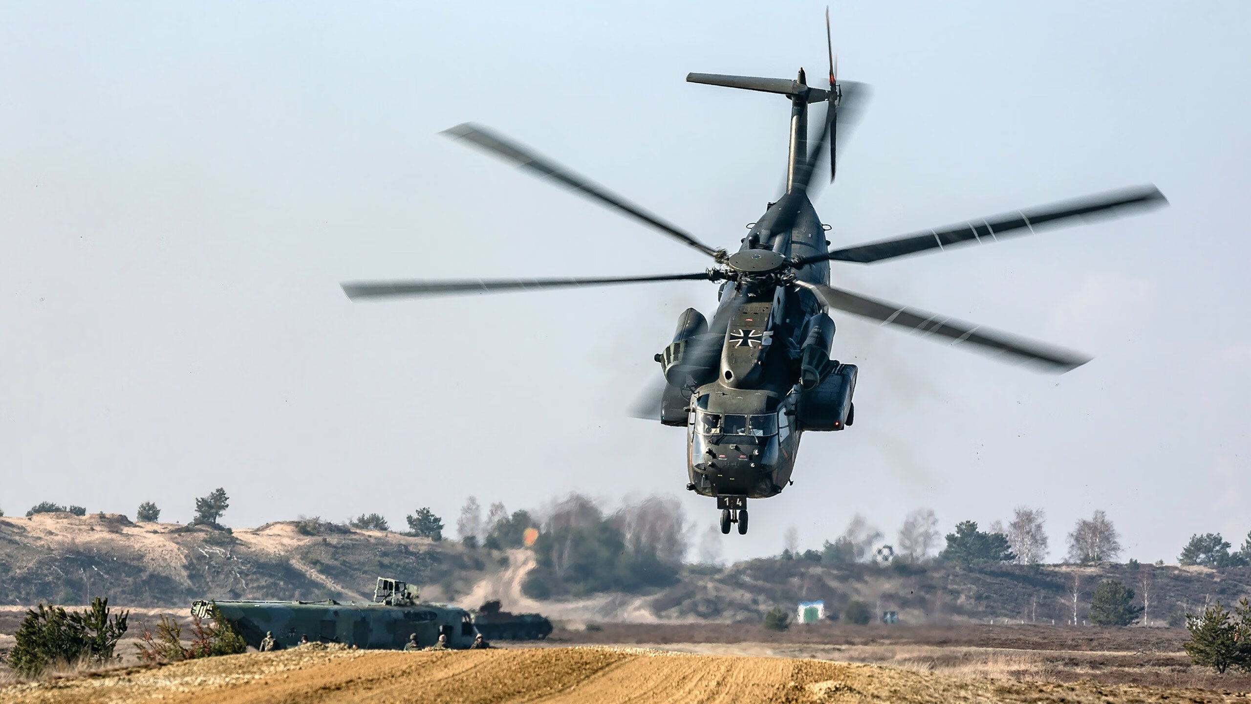 双线战场，非洲足球的战术智慧与欧洲足坛的领袖意志