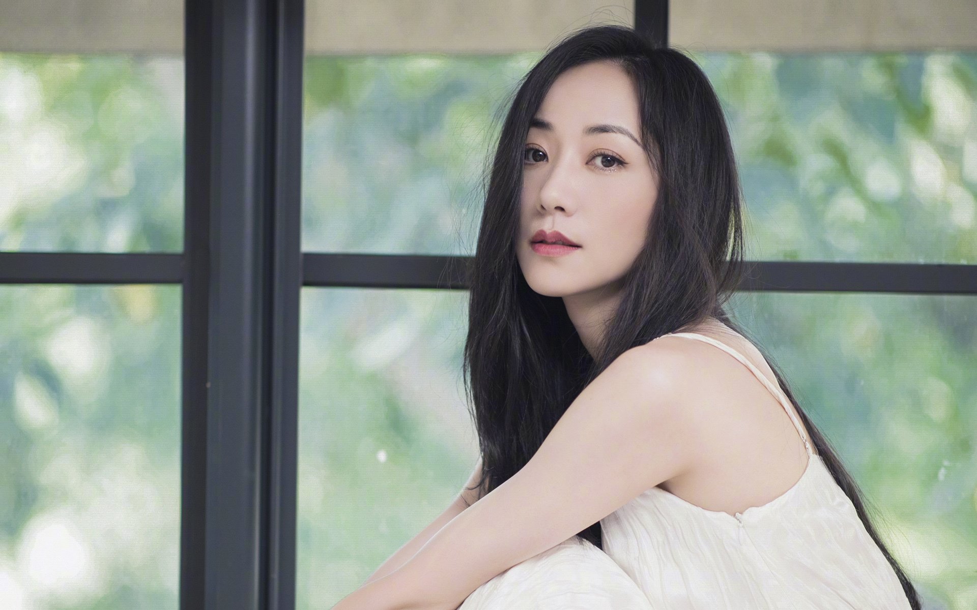 穿越火线的绿茵交响，黄喜灿导演，阿尔及利亚弹雨倾泻牙买加