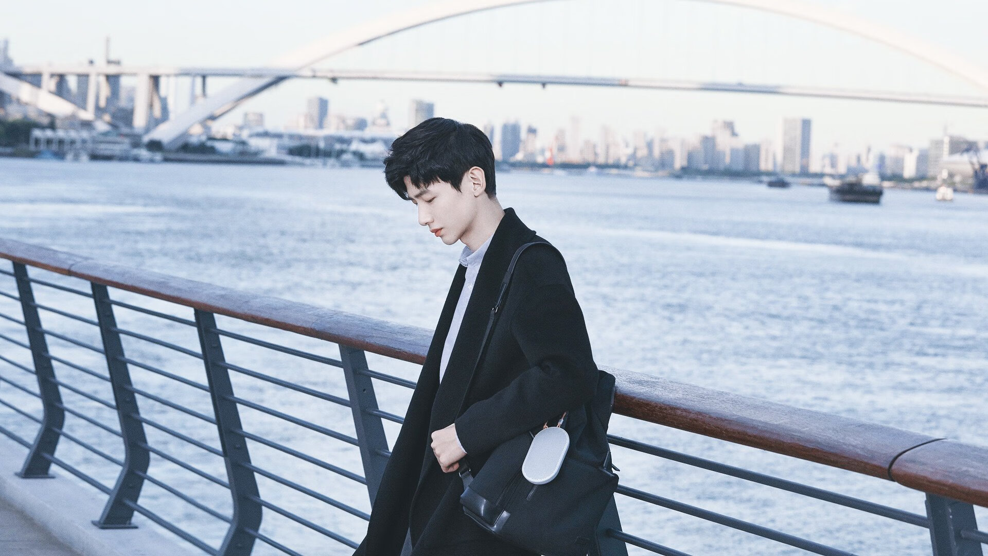 当银河战舰驶入非洲草原，若日尼奥的导航系统如何为皇马校准胜利航向