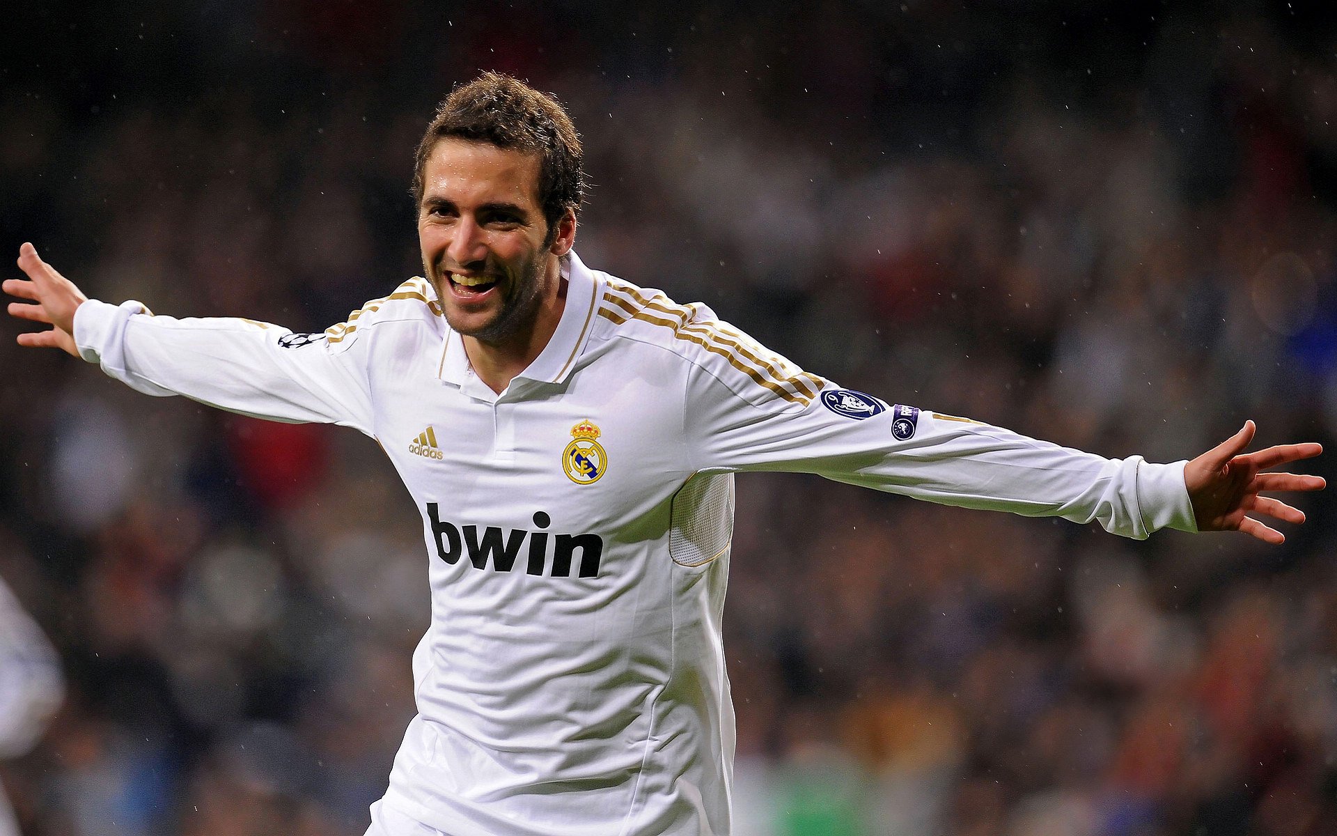 伊布任意球宣判旧主，毕尔巴鄂绝杀塞维利亚，唯一性的新王诞生