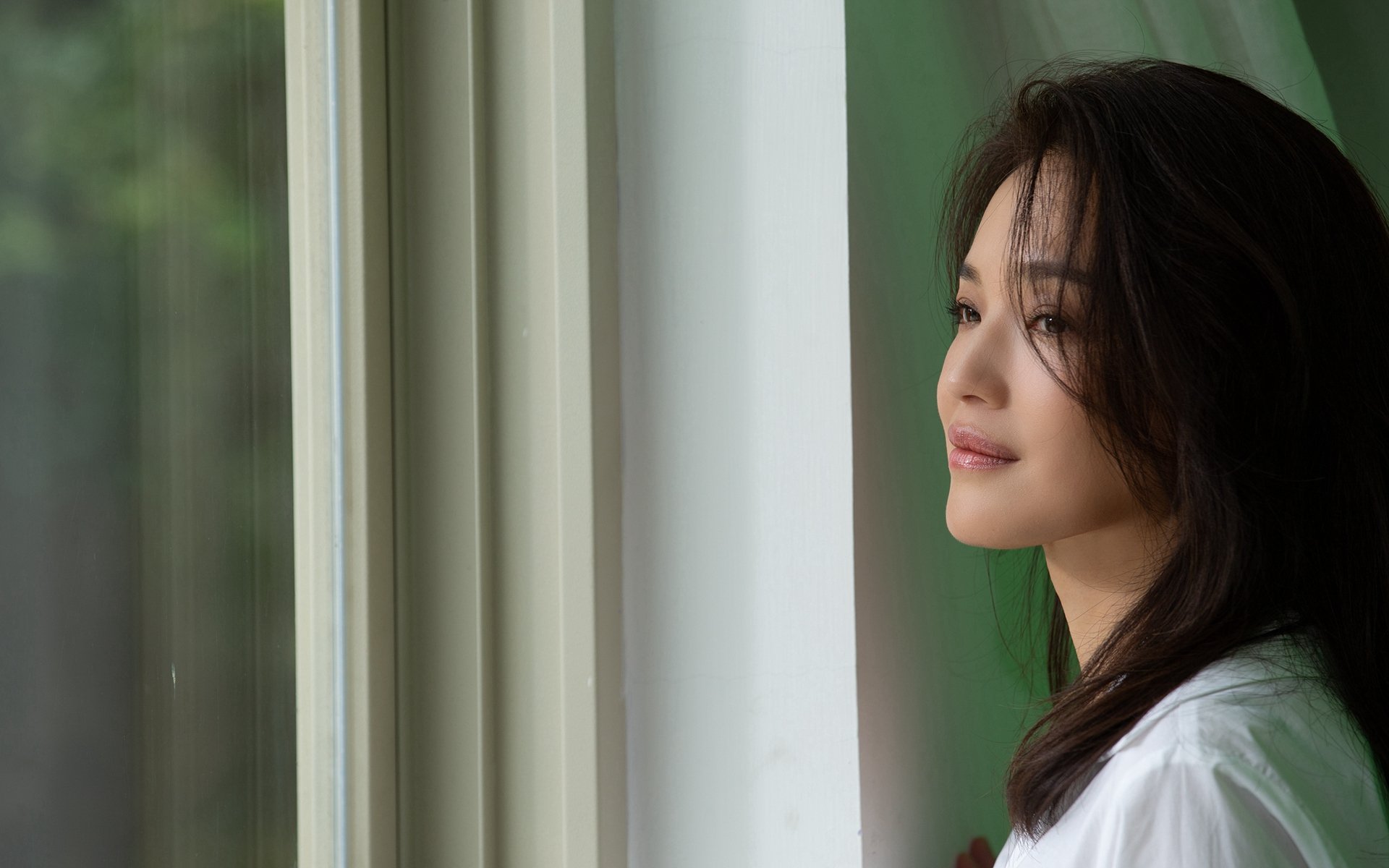 逆袭的闪电，从跑道硝烟到绿茵权杖—当牙买加掀翻乌克兰，布鲁诺在伯纳乌加冕