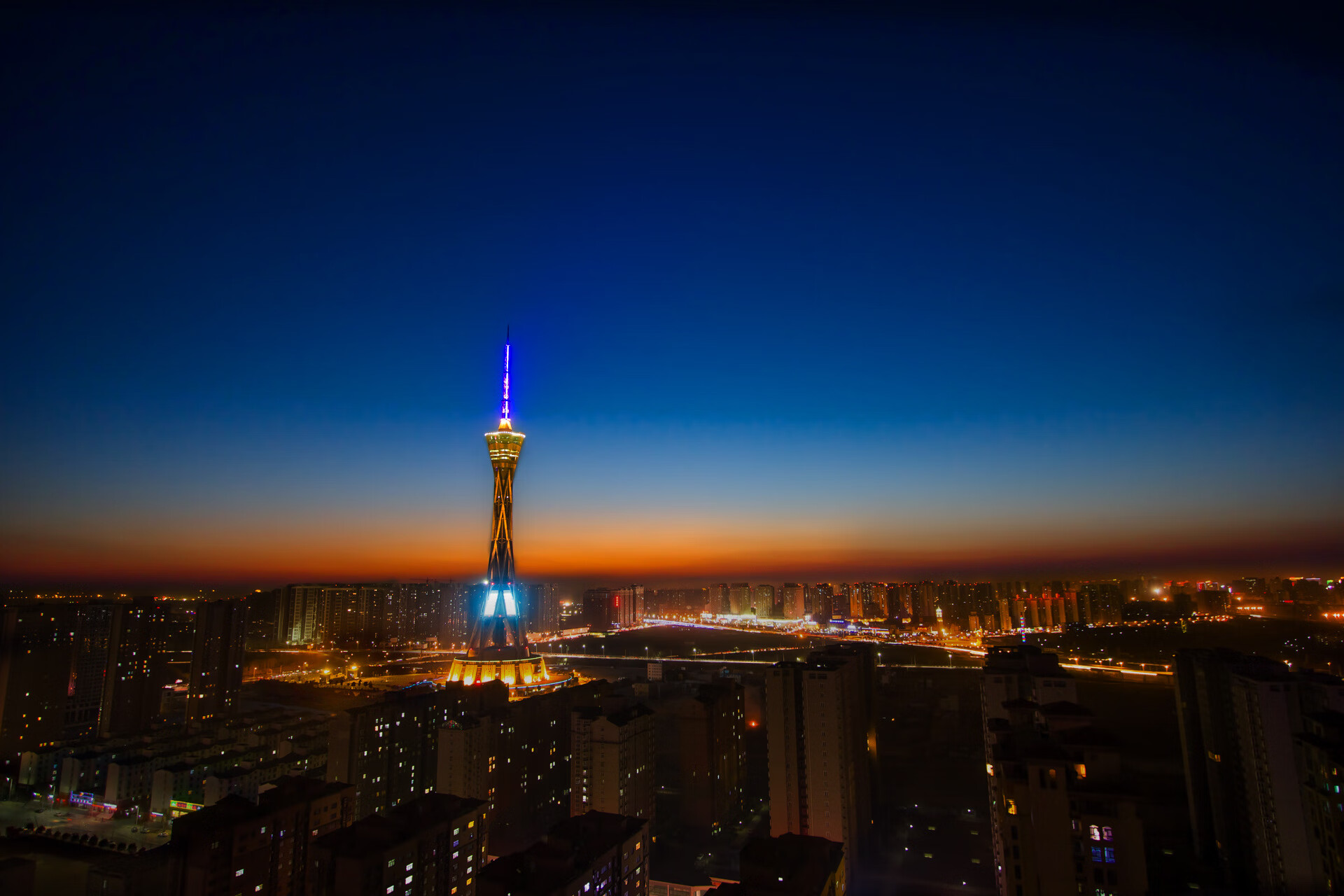 冰与铁的交响,三笘薰的闪电,如何撕裂2026世界杯F组的宿命剧本