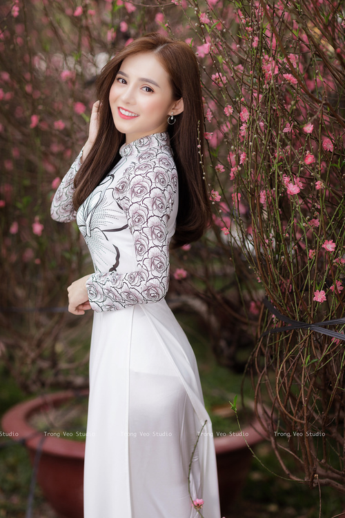 孤星与沙暴，2026世界杯A组那场被预言的屠杀，与一个亚洲少年的横刀立马